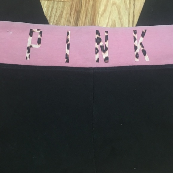 Victoria's Secret Pink yoga capris - Picture 4 of 4